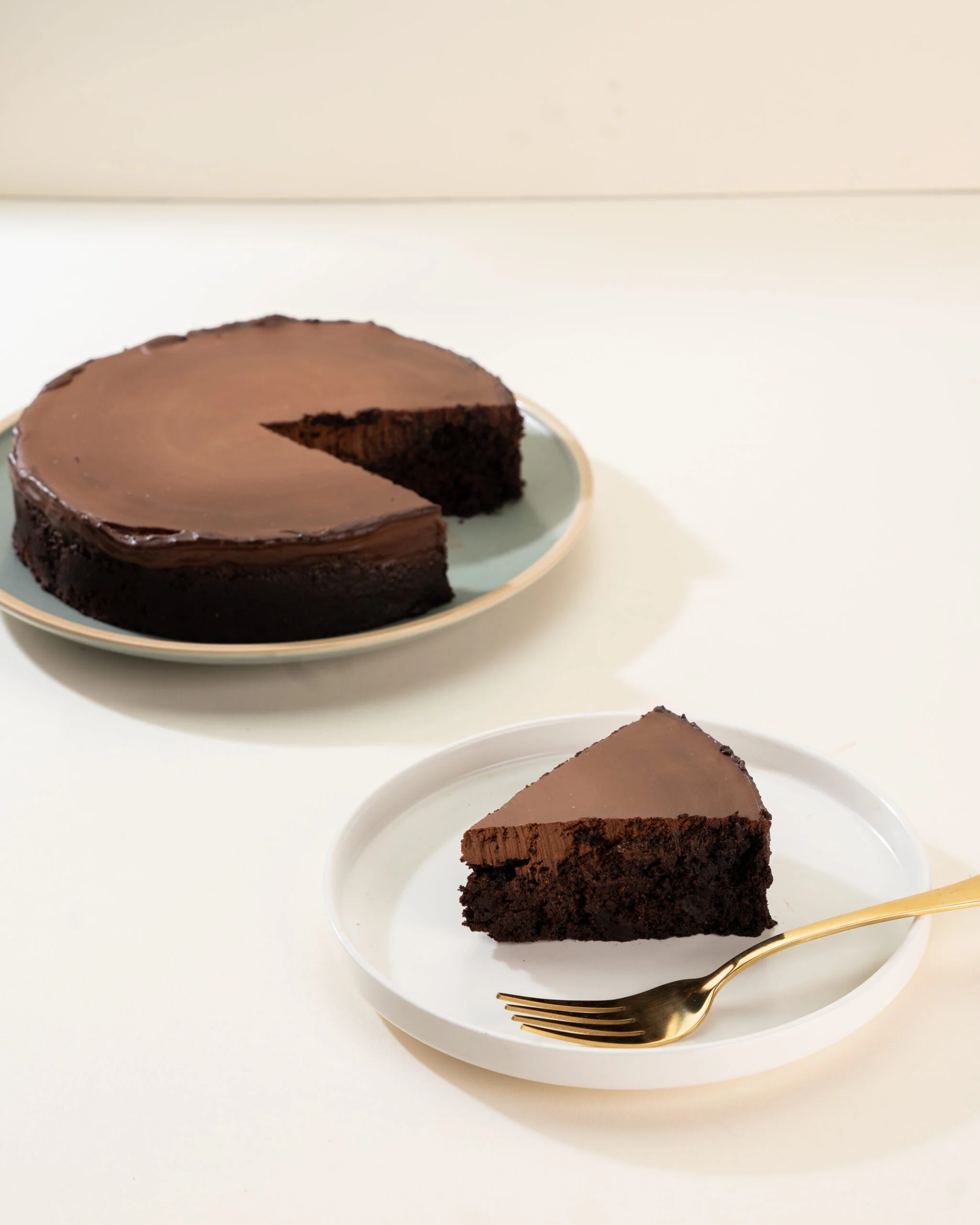 Sugar-Free & Flourless Cacao Cake - Image 6