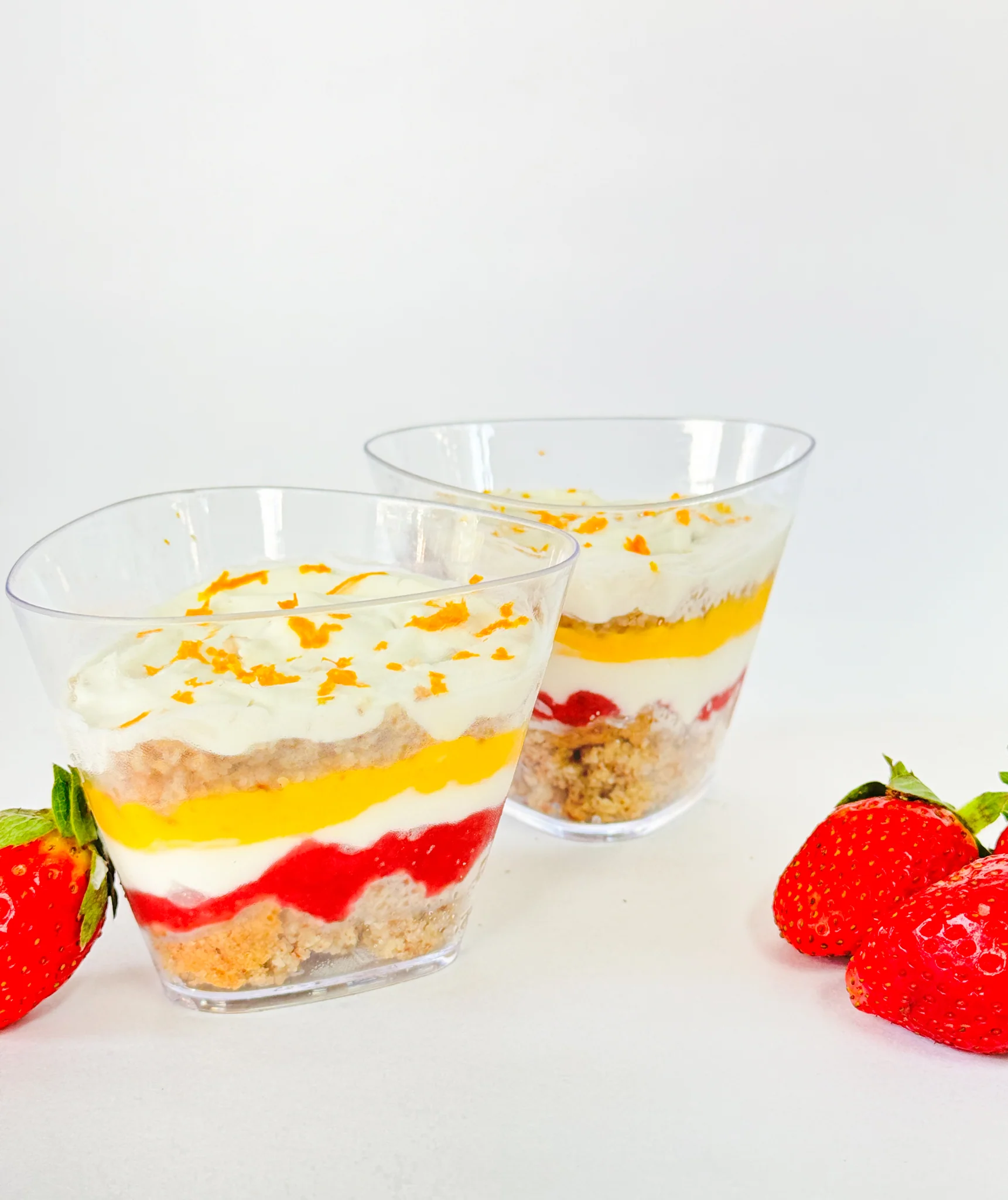 Sugar-Free Mango & Strawberry Cake - Image 5